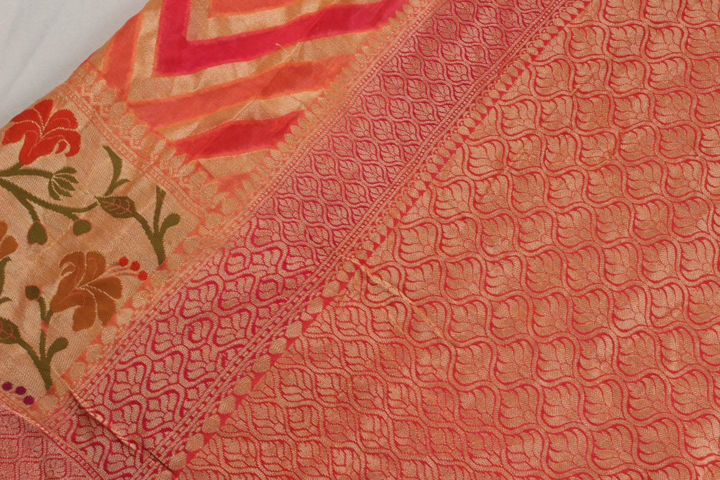 Handwoven Banarasi Pure Chiffon Saree