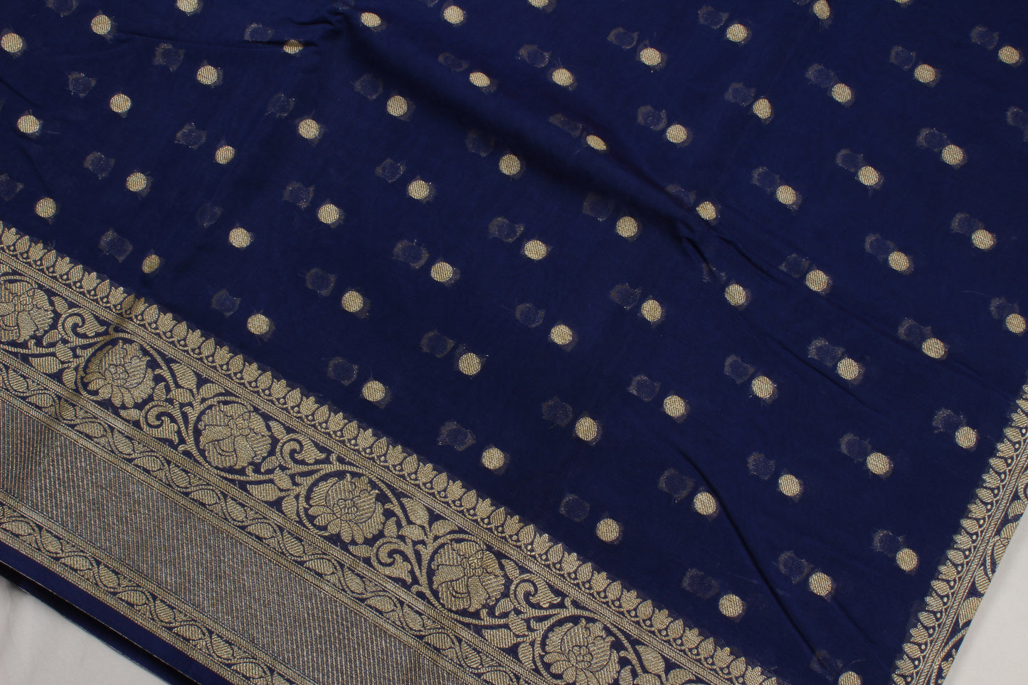 Handwoven Banarasi semi georgette silk saree
