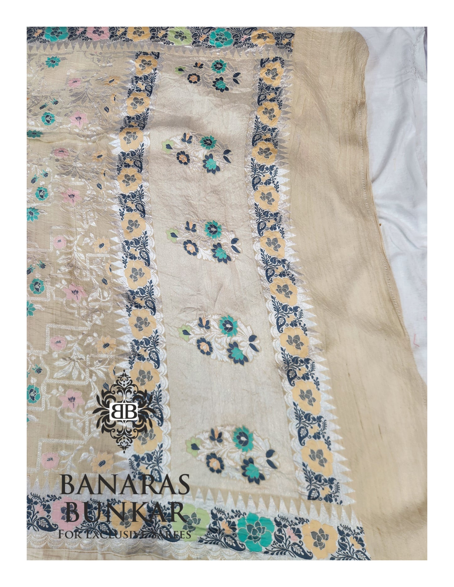 Banarasi Handloom Pure Khaddi Tussar Georgette Saree with Elegant Resham Floral Buti & Silver Zari Weaving