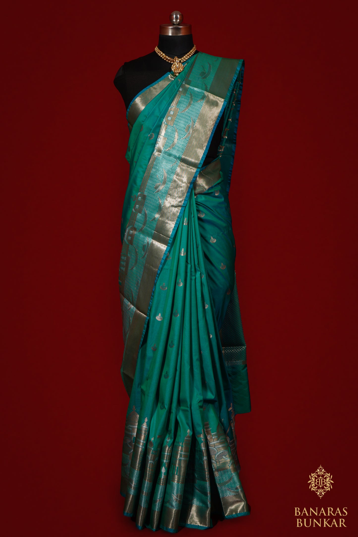 Banarasi Georgette silk saree cashew Nut Buti with skirt Border