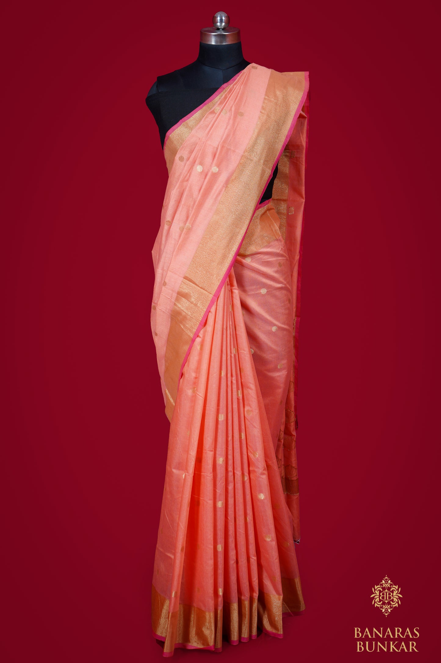 Banarasi Handwoven cotton silk saree allover Buti Weaved at gold zari