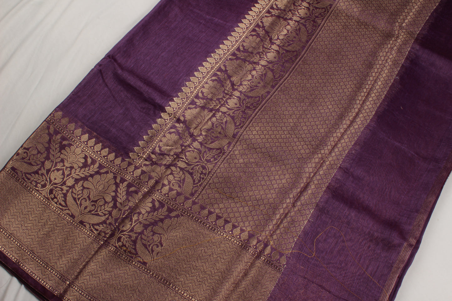 Handwoven Banarasi pure linen silk saree