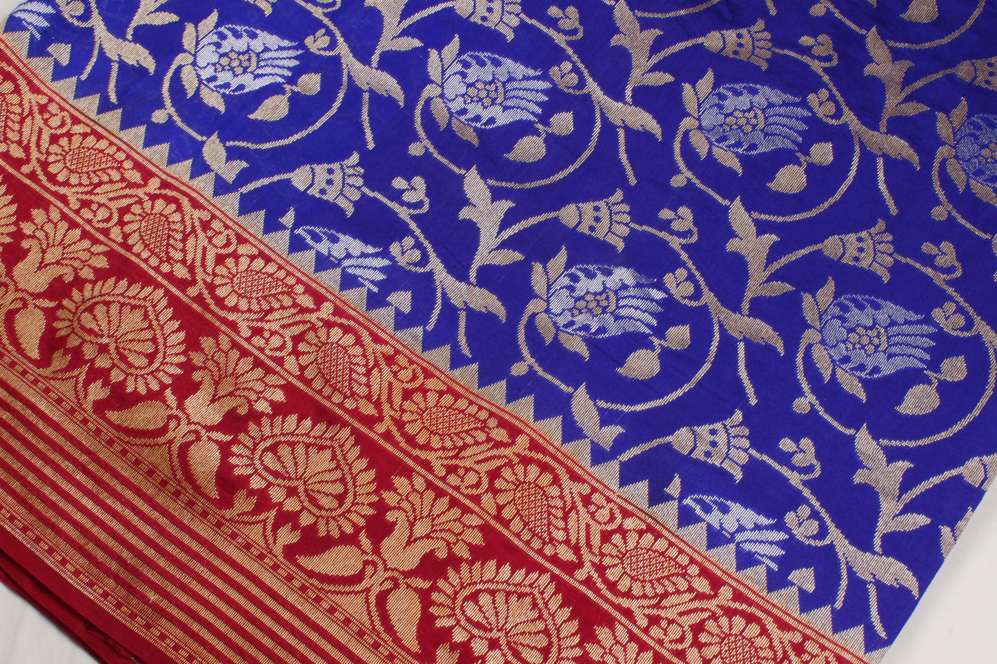 Handwoven Banarasi Dupion SIlk Saree