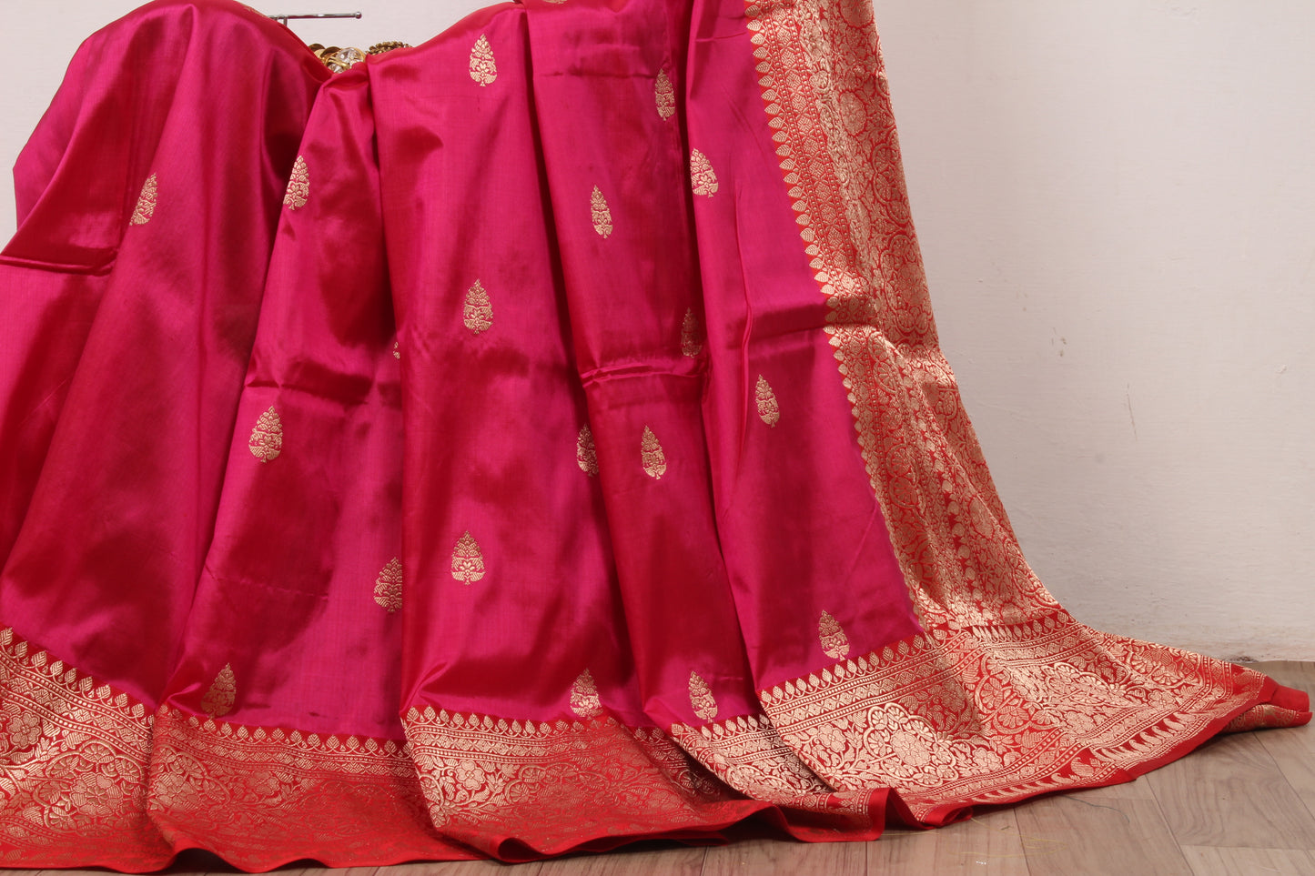 Handwoven Banarasi Pure Khaddi Silk Saree