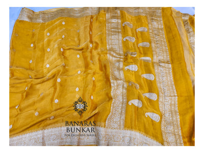 Banarasi Handloom Pure Kaduwa Tissue Georgette Saree with Silver Zari Buti & Equal Border