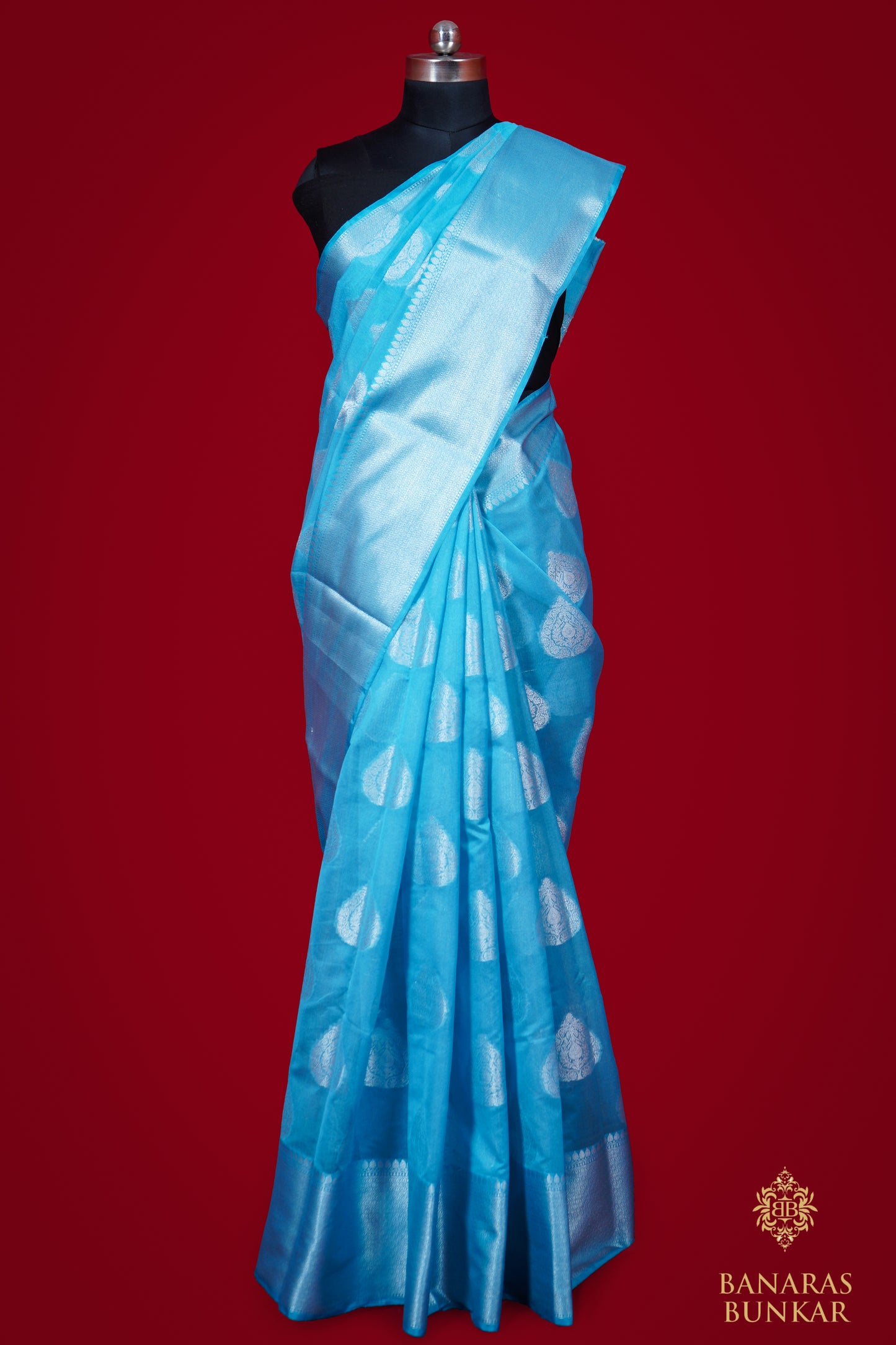 Banarasi Handwoven cotton silk saree allover paan Buta with iskat border