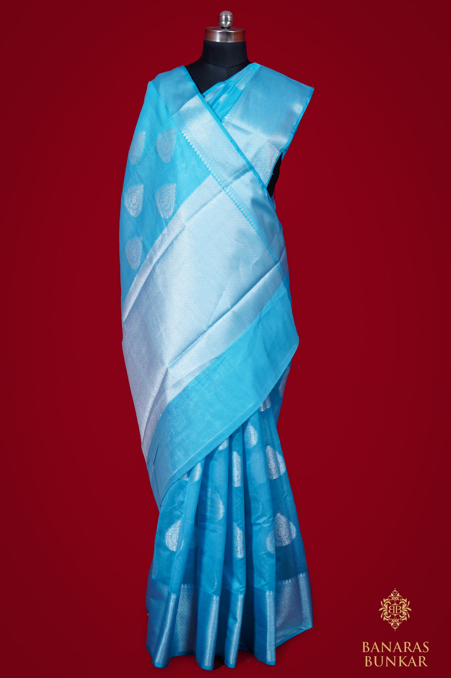 Banarasi Handwoven cotton silk saree allover paan Buta with iskat border