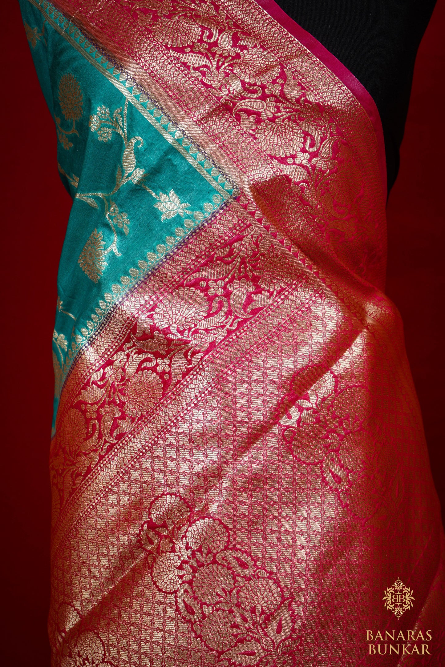 Banarasi Georgette silk saree cashew Nut Buti with skirt Border