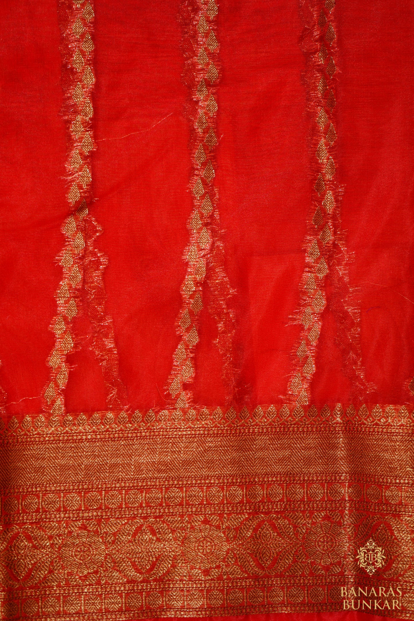 Banarasi Semi Georgette silk saree cashew Nut Buti with skirt Border