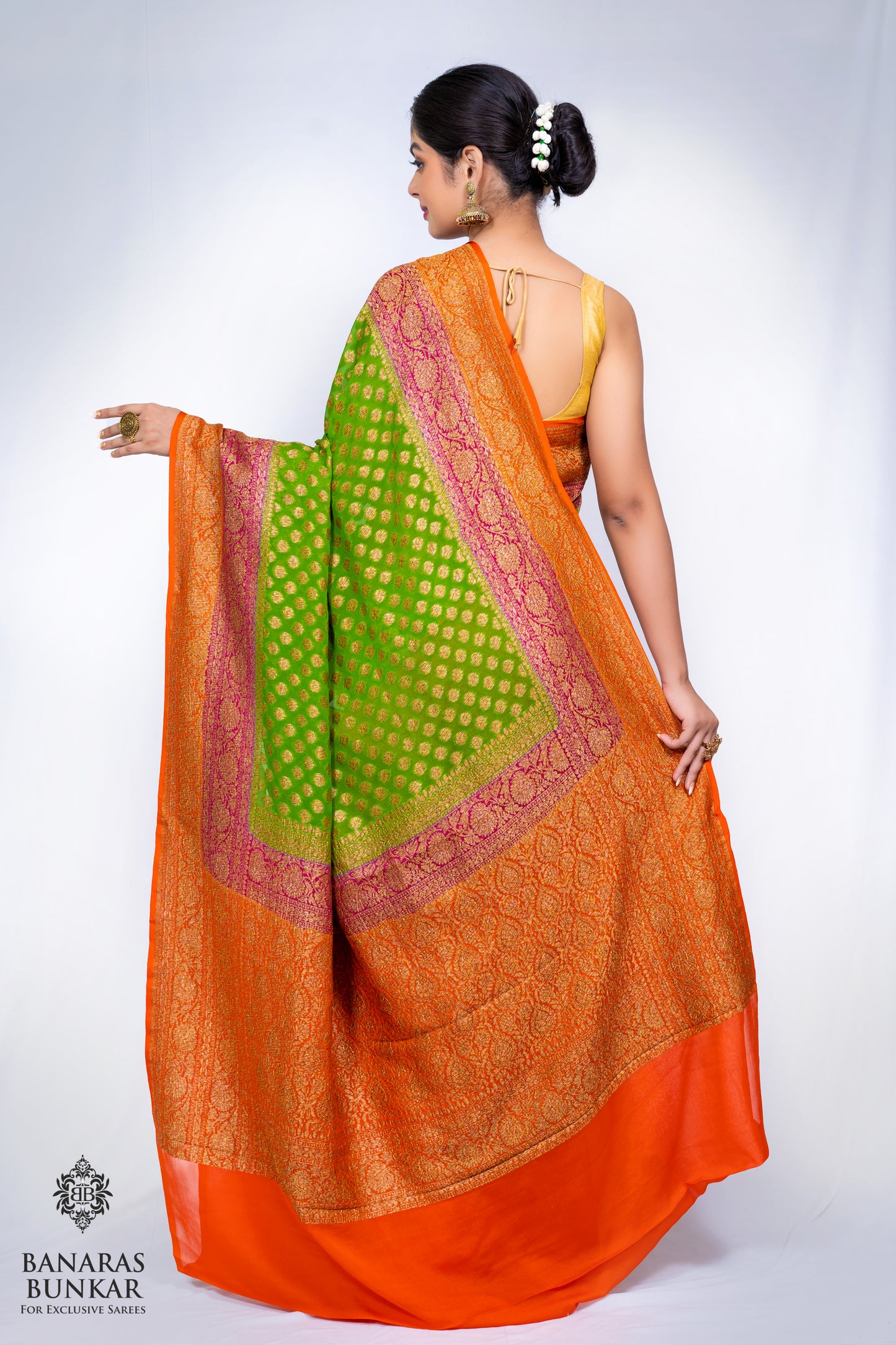 Banarasi Pure Khaddi Georgette silk saree Buti Pattern with 3D Skirt Border