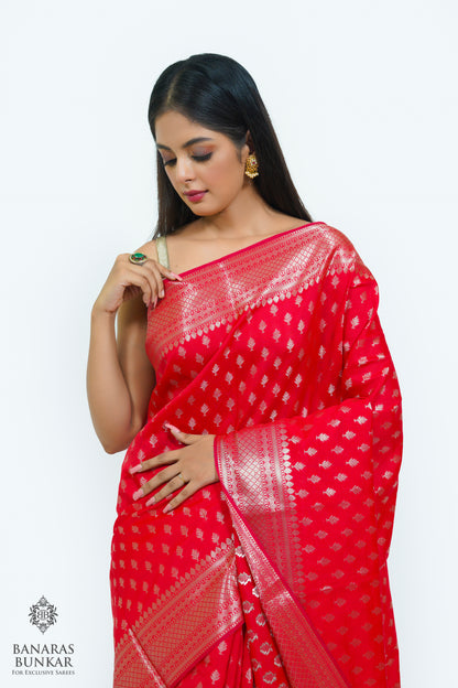 Banarasi semi kataan Tapeta silk saree allover Buti design with equal T