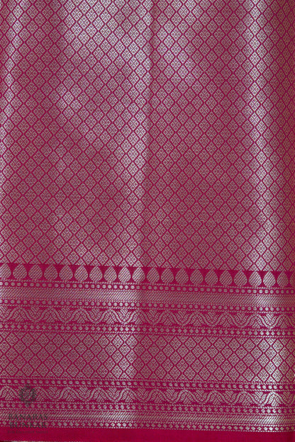 Banarasi handloom semi kataan Tapeta silk saree allover Buti design with equal T