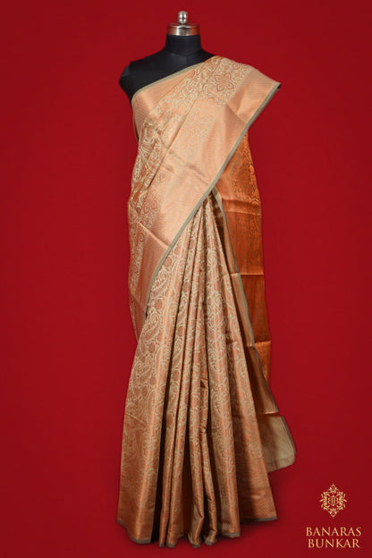 Banarasi semi Tapeta silk saree weaved at copper zari