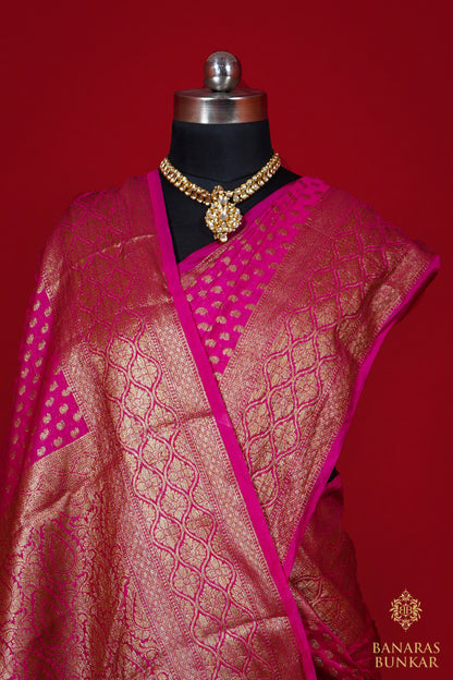 Banarasi Georgette silk saree cashew Nut Buti with skirt Border