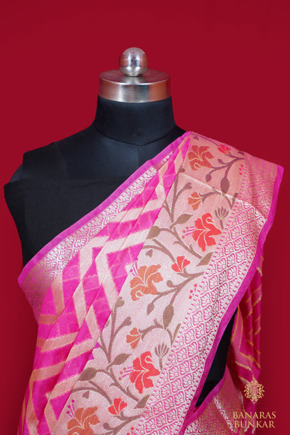 Banarasi semi Georgette silk saree zig zag pattern Paithani Border