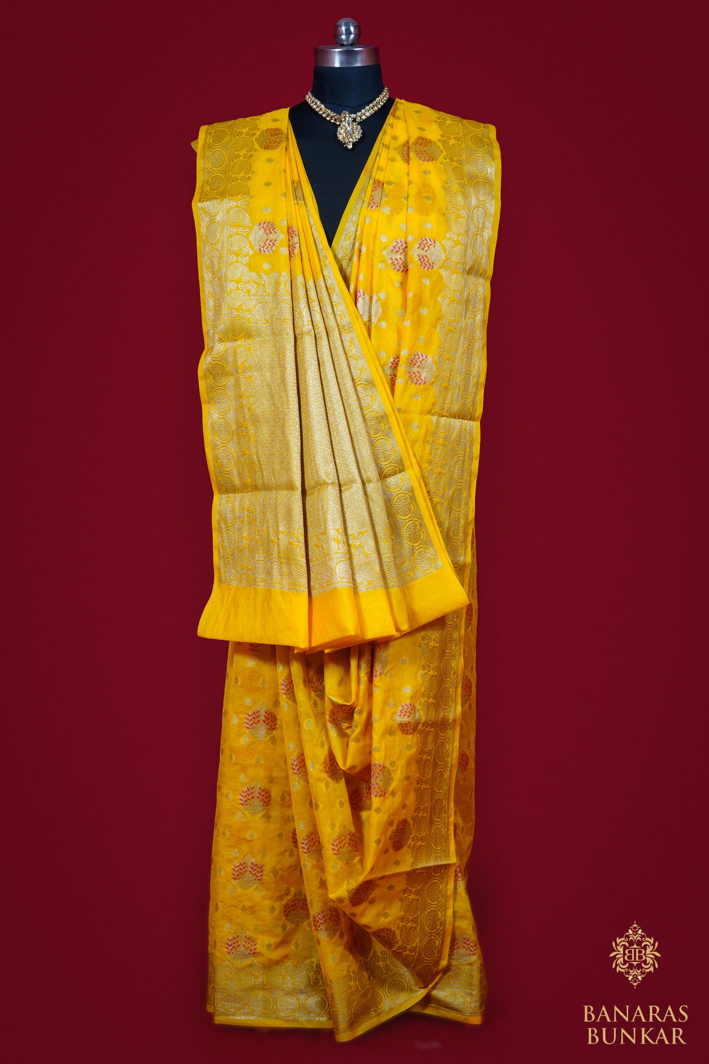 Banarasi Georgette silk saree cashew Nut Buti with skirt Border