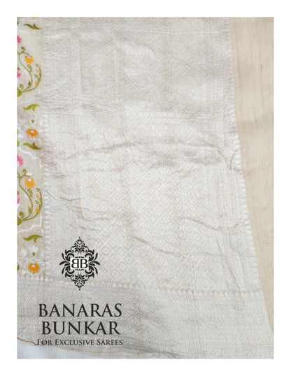 Banarasi Handloom Pure Khaddi Tussar Georgette Saree with Elegant Resham Floral Buta & Gold Zari Weaving