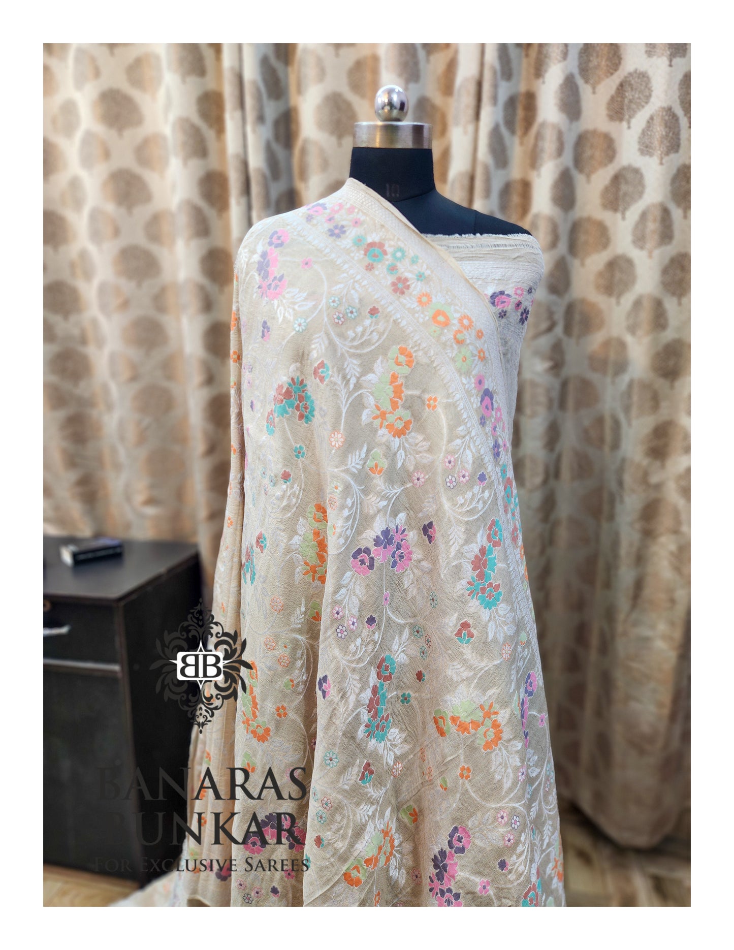 Banarasi Handloom Pure Khaddi Tussar Georgette Saree with Elegant Resham Floral Buta & Gold Zari Weaving